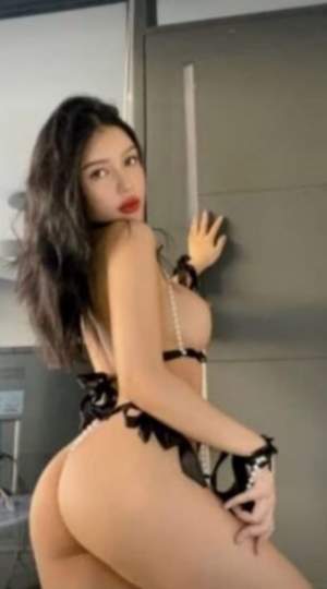 Her erkeğin hak ettiği escort Luna